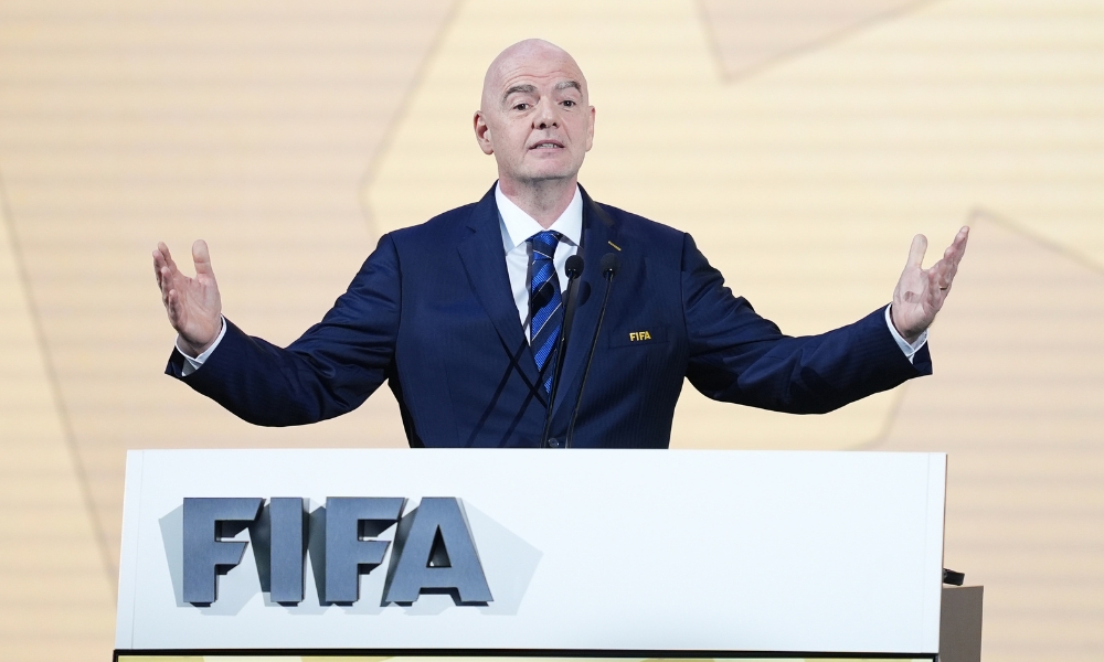 图片报：英超夏窗转会投入超20亿欧，远超德甲引发竞争力担忧